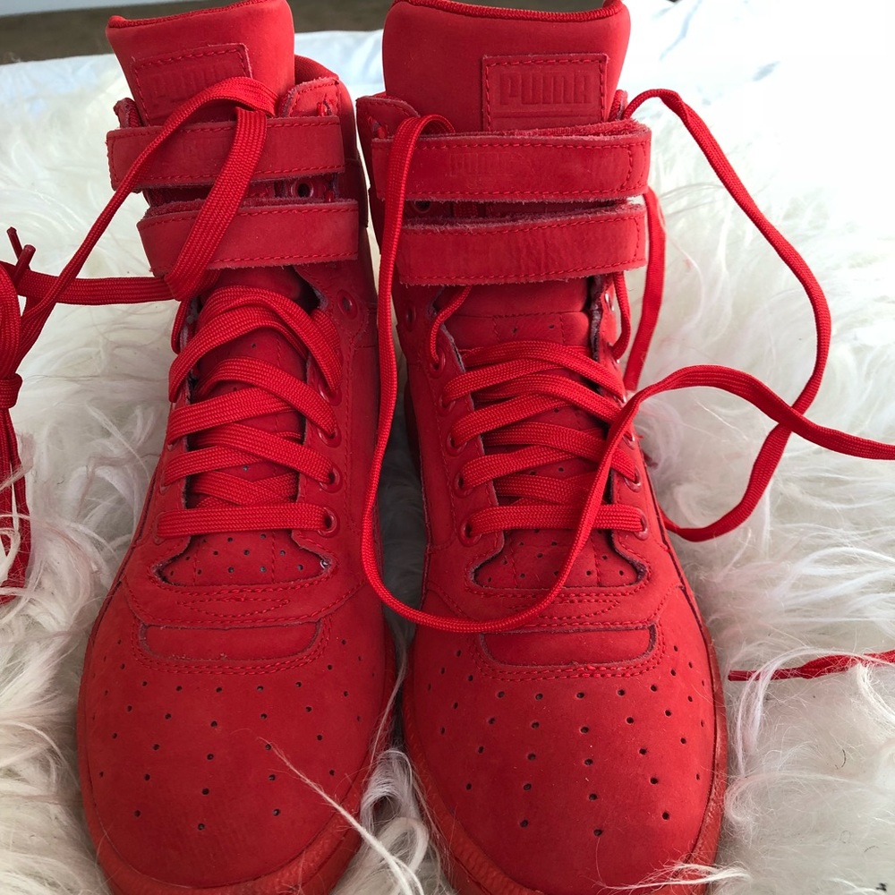PUMA Sky II HI Men’s Round Toe Red Sneakers NWOT